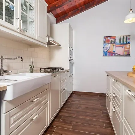 S Jacuzzijem I Bazenom Mavrinac Nerezine