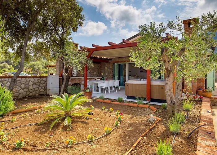 Villa S Jacuzzijem I Bazenom Mavrinac Nerezine